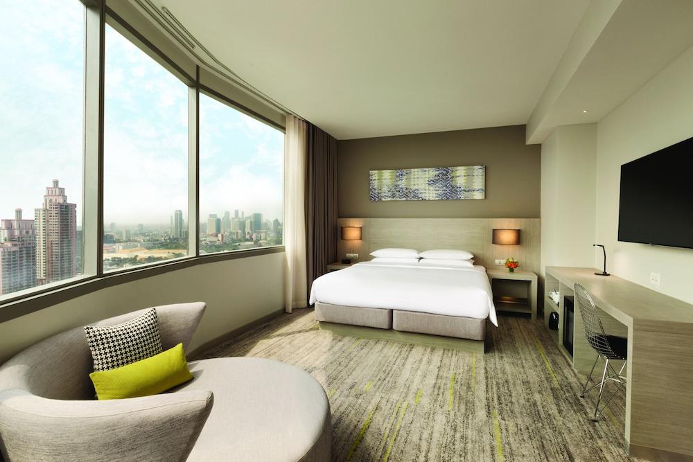 Hyatt Place Bangkok Sukhumvit 24 Otel Dış mekan fotoğraf